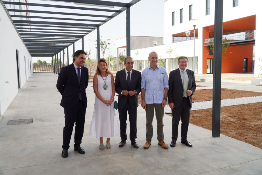 Puerto de Sevilla, Universidad y Junta de Andalucía presentan el edificio del Centro de Innovación