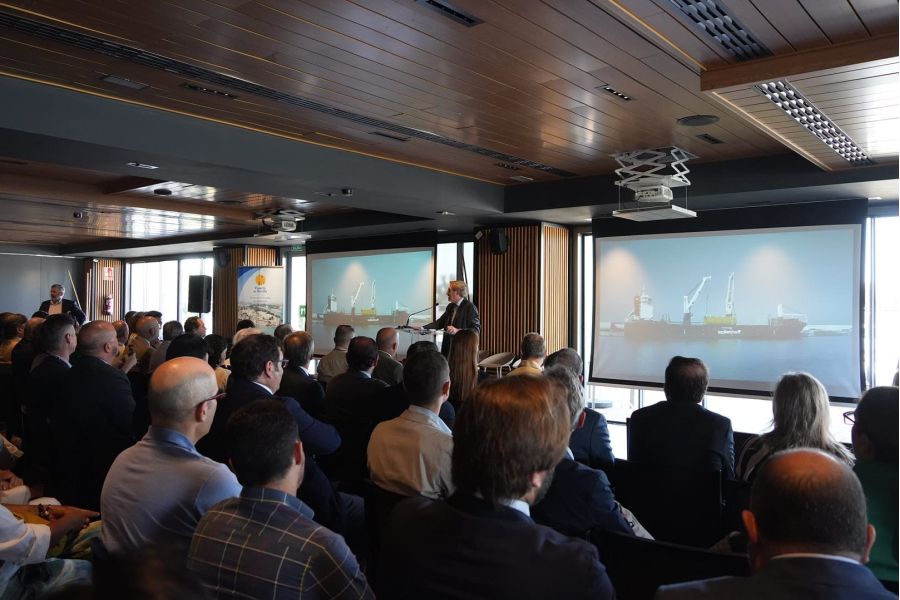 El Puerto de Sevilla y ProSevillaPort intensifican las relaciones comerciales con el Clúster empresarial Andalucía Logistics