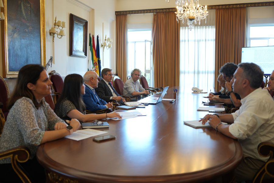 La Cátedra Puerto de Sevilla-Universidad de Sevilla prepara su estreno de cara al inicio del curso académico 2024-2025