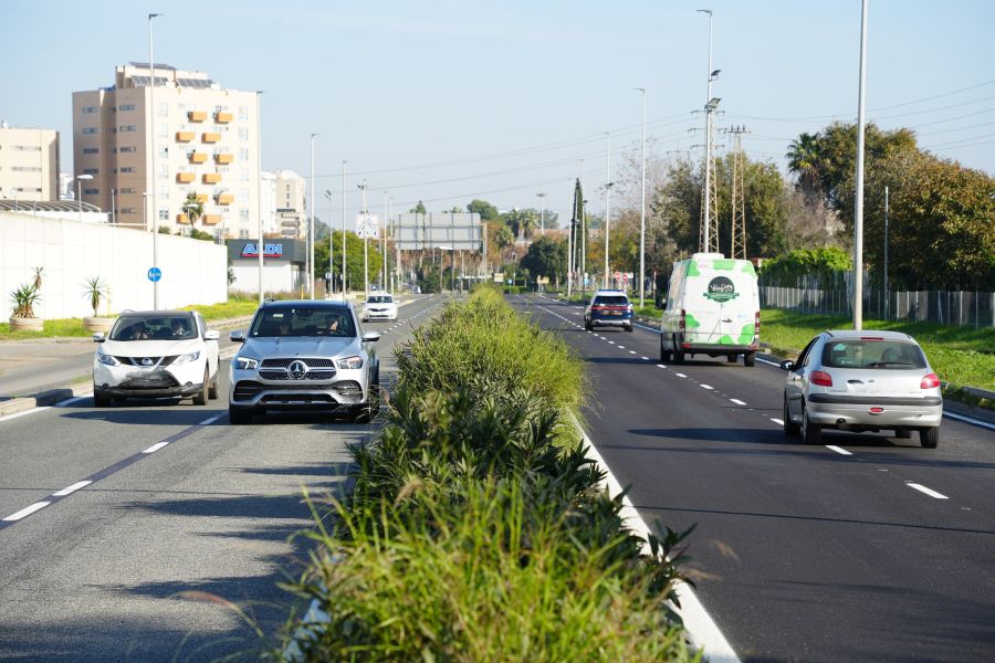La Autoridad Portuaria de Sevilla finaliza la remodelación de la calle José Delgado Brackenbury
