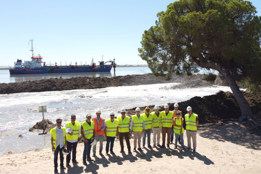 La Autoridad Portuaria de Sevilla continúa la regeneración de playas en el Espacio Natural de Doñana