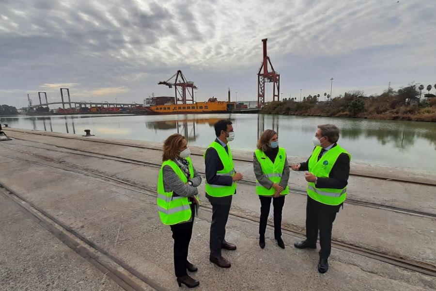 Puerto de Sevilla y Junta de Andalucía estudian las necesidades formativas para el sector logístico