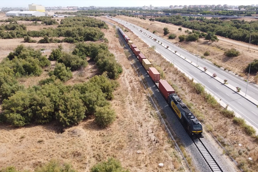 La Autoridad Portuaria de Sevilla licita la llegada del tren a las terminales y zonas logísticas de la Dársena del Cuarto