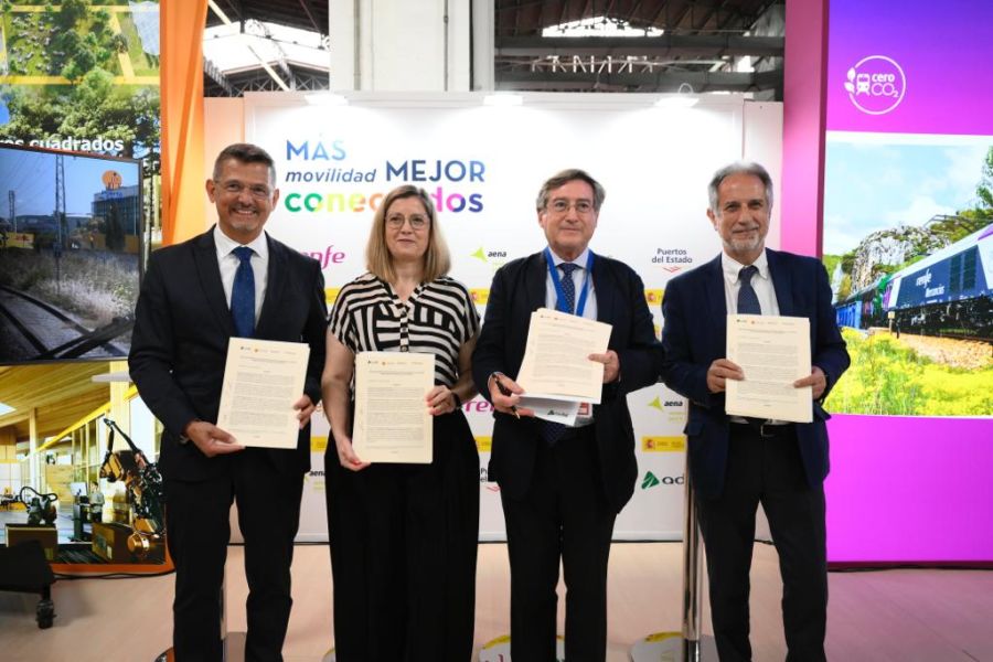 Puerto de Sevilla, ADIF, Rail and Truck y Grupo Pantoja lanzan la autopista ferroviaria Sevilla - Madrid