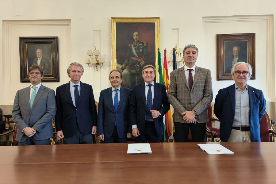 La Autoridad Portuaria de Sevilla firma un convenio de visado con el Colegio de Ingenieros de Caminos que refuerza la competitividad y seguridad en sus proyectos y obras